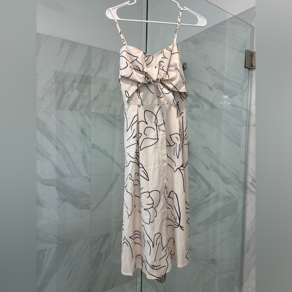 Maternity Chic Cream Floral Midi Dress